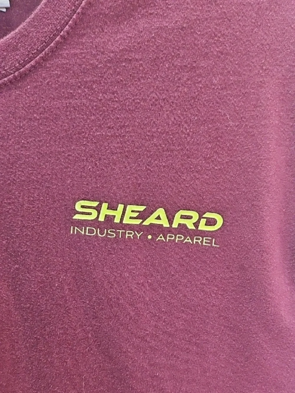 420 Lab Industry Apparel Soft Men's Maroon Logo T-Shirt - Picture 2 of 4